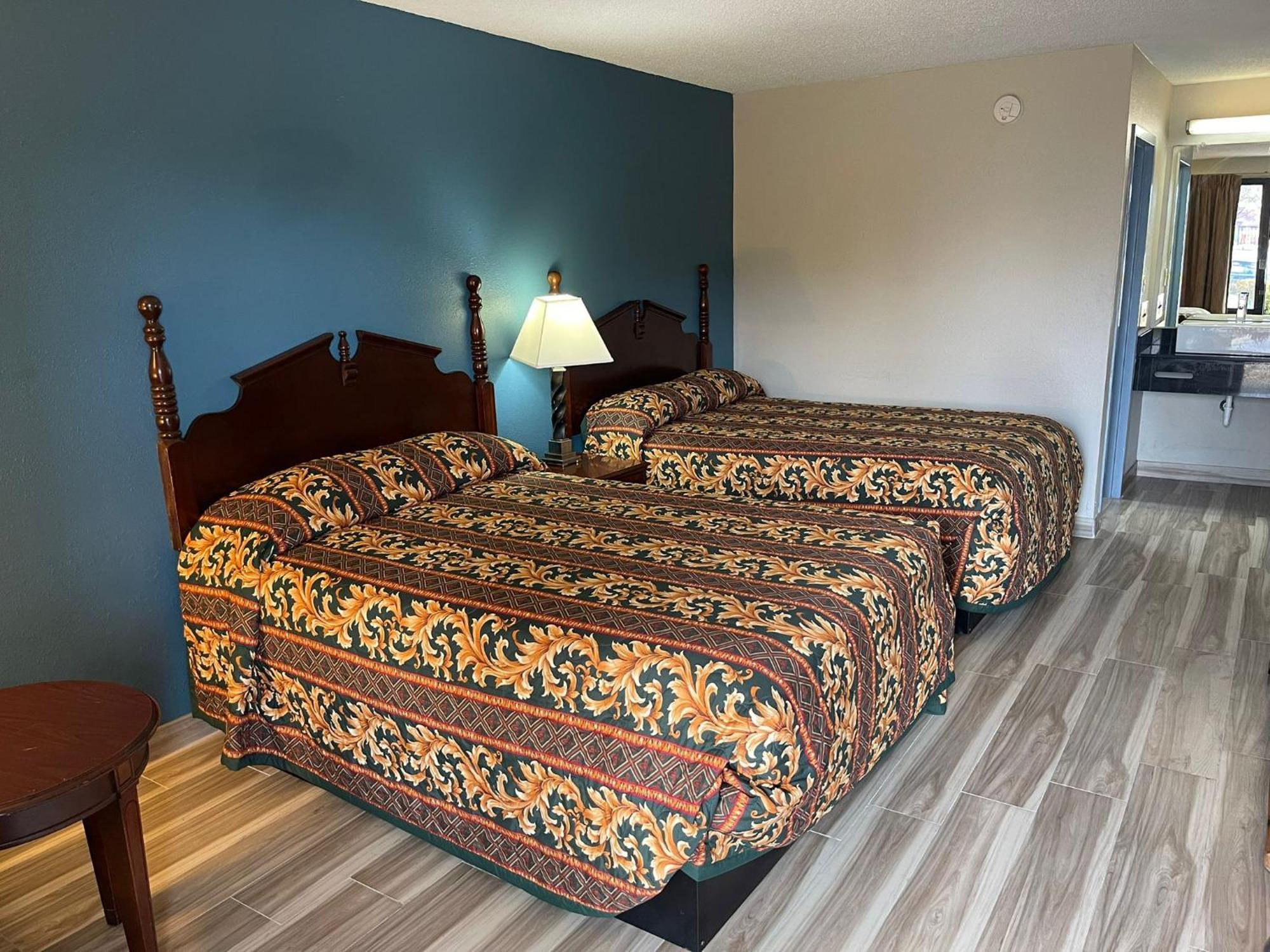 Brookwood Inn Charlotte Dış mekan fotoğraf